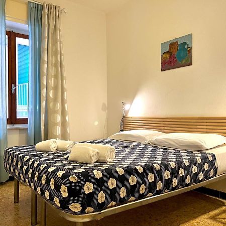 Monterosso Apartment Old City Монтероссо-аль-Маре Екстер'єр фото